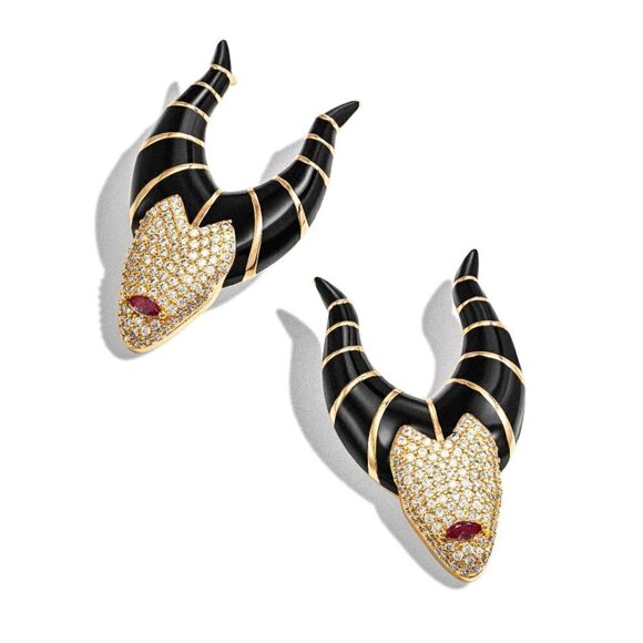 Halloween jewelry Maleficent Disney Rhinestone Earrings - Picture 1 of 4
